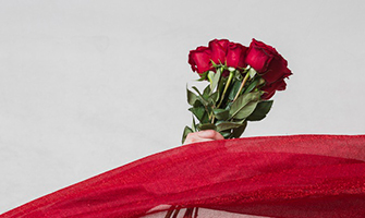 شاید عشق؛ شاید راز بقای انسان